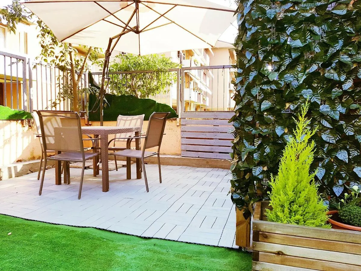 Elegant Apartment In Verona 75 M² With Balcony Италия