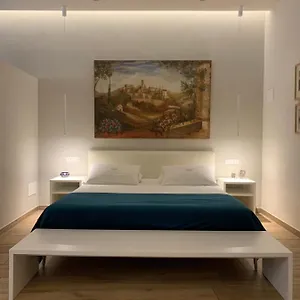 Apartment 76m² Studio-apartment, 1 Eigene, Verona