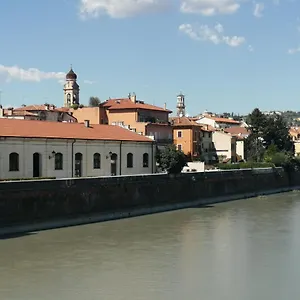 Goddess House Verona