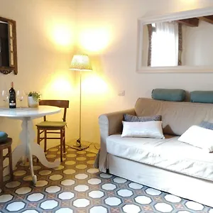 La Casa Sui Portici Apartment