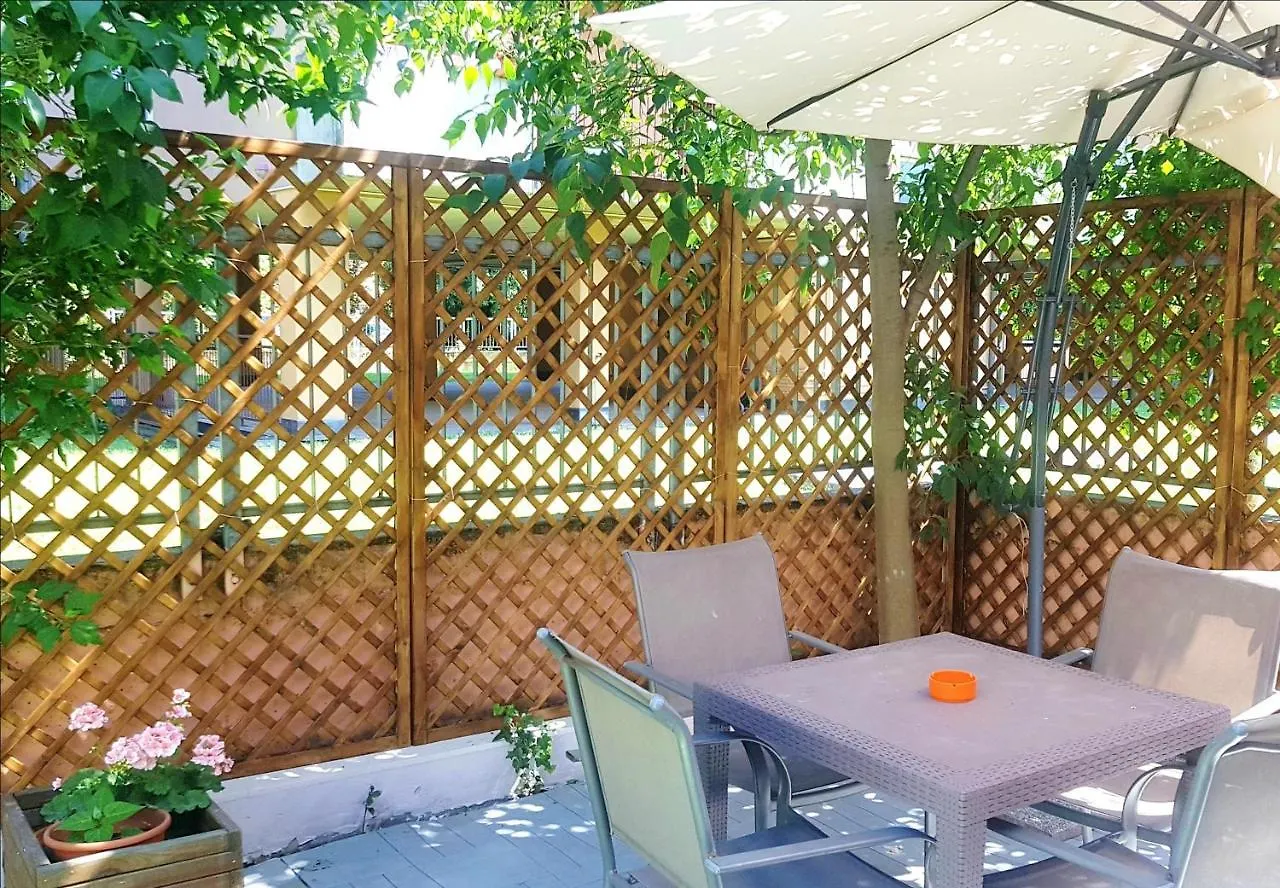 Elegant Apartment In Verona 75 M² With Balcony