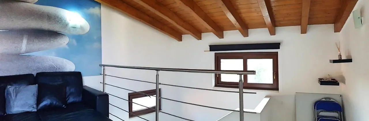 Elegant Apartment In Verona 75 M² With Balcony