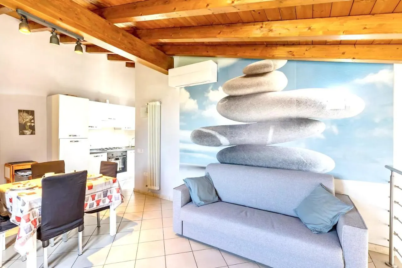Elegant Apartment In Verona 75 M² With Balcony 0*,