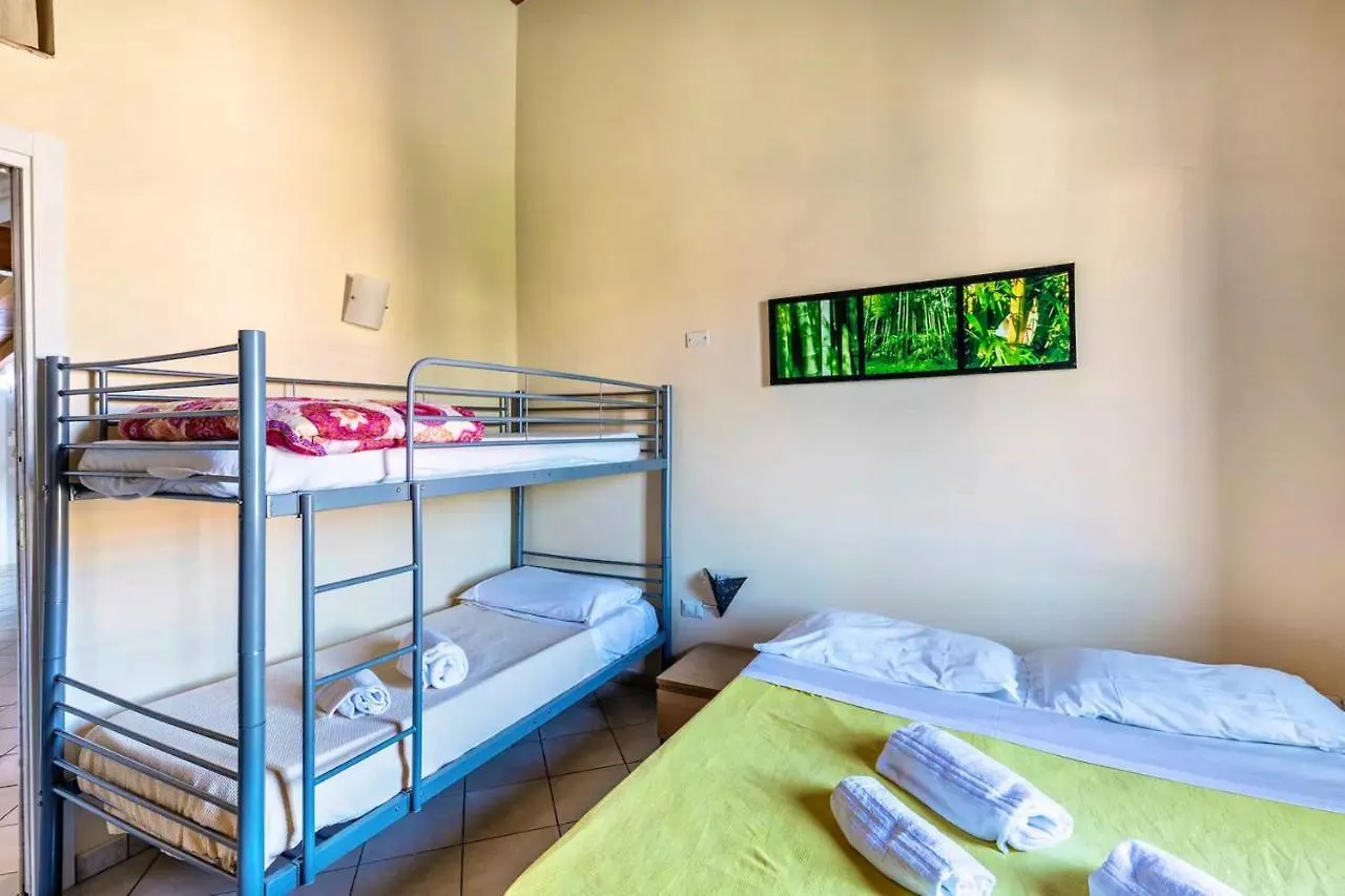 Elegant Apartment In Verona 75 M² With Balcony